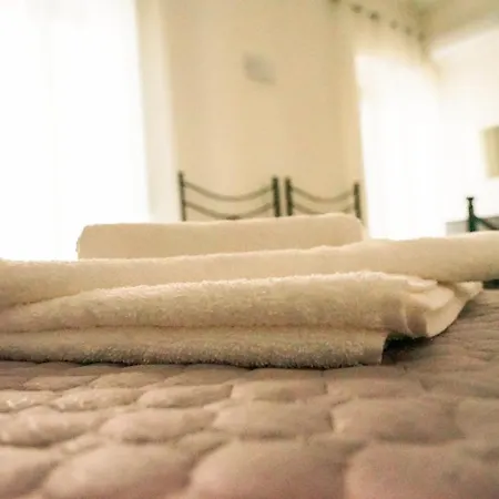 La Residenza Di Adamo Bed & Breakfast 3*
