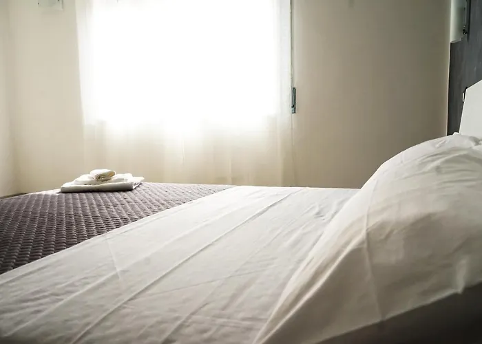 La Residenza Di Adamo Bed & Breakfast 3*