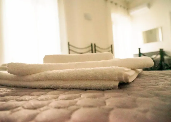 La Residenza Di Adamo Bed & Breakfast 3*
